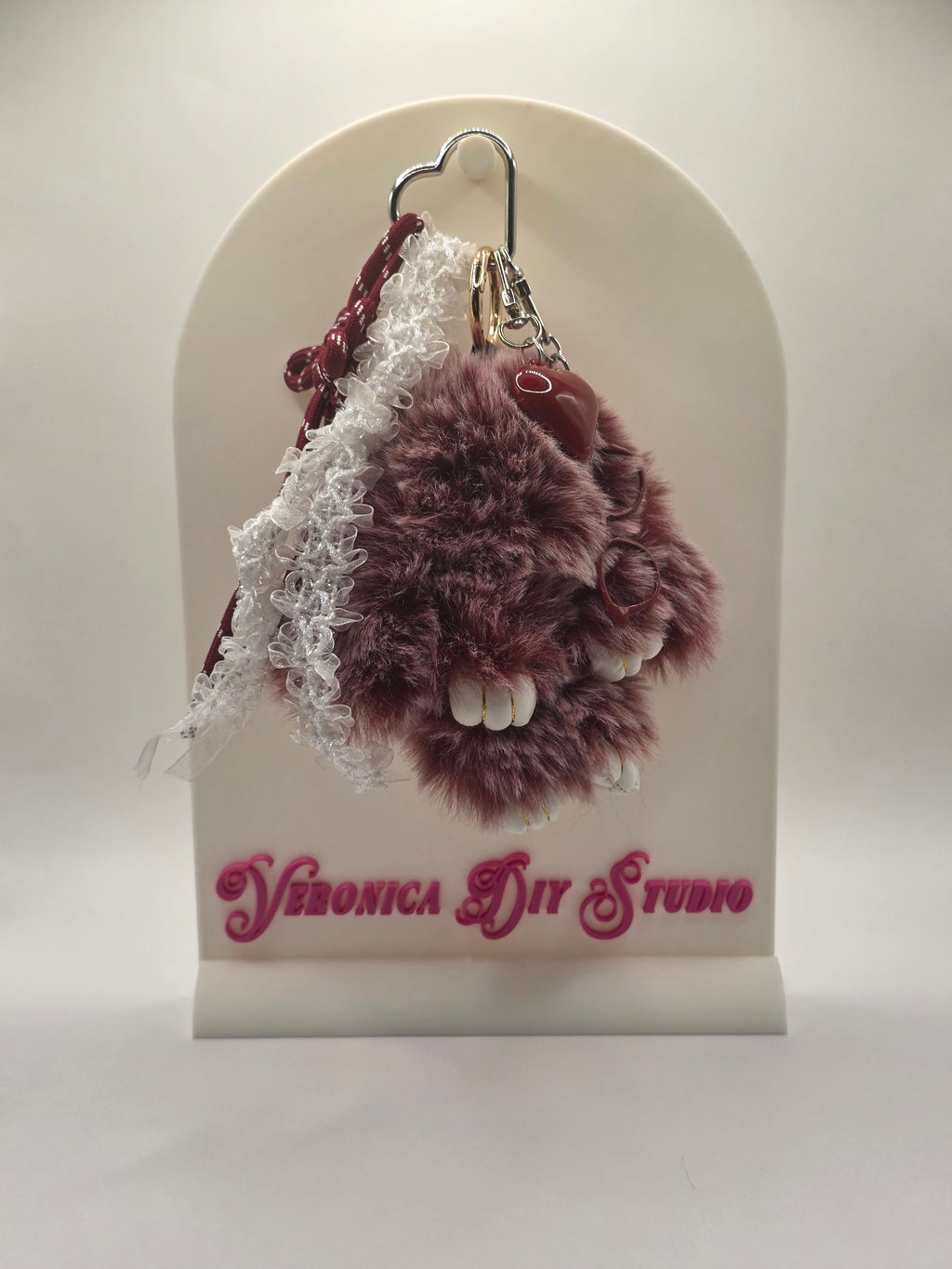 Bordeaux Bunny Bag Charm – Tassenhanger met Hartje & Brilletje