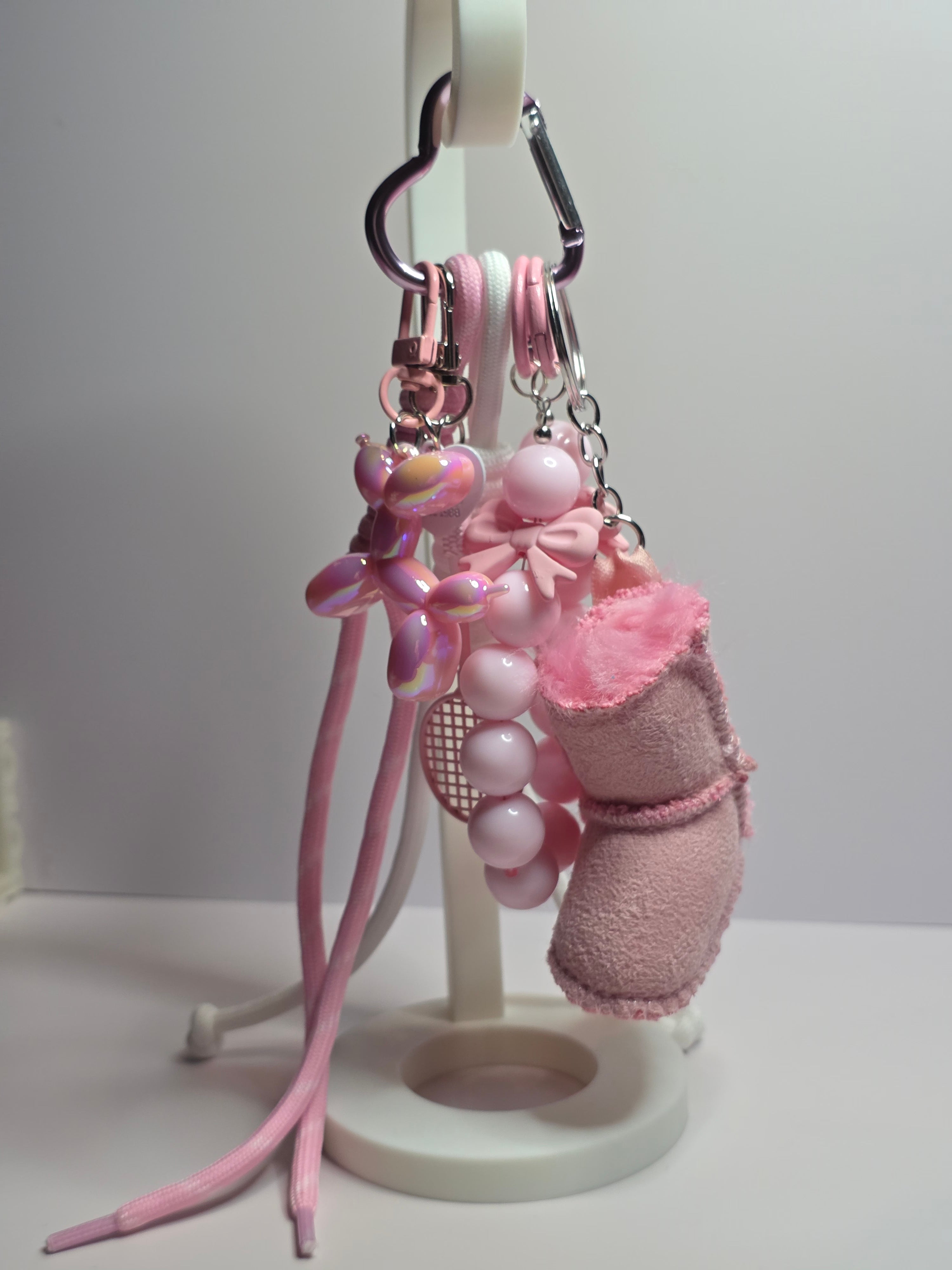 Handgemaakte Kawaii Sleutelhanger / Bag Charm met Fluffy Roze Laarsje