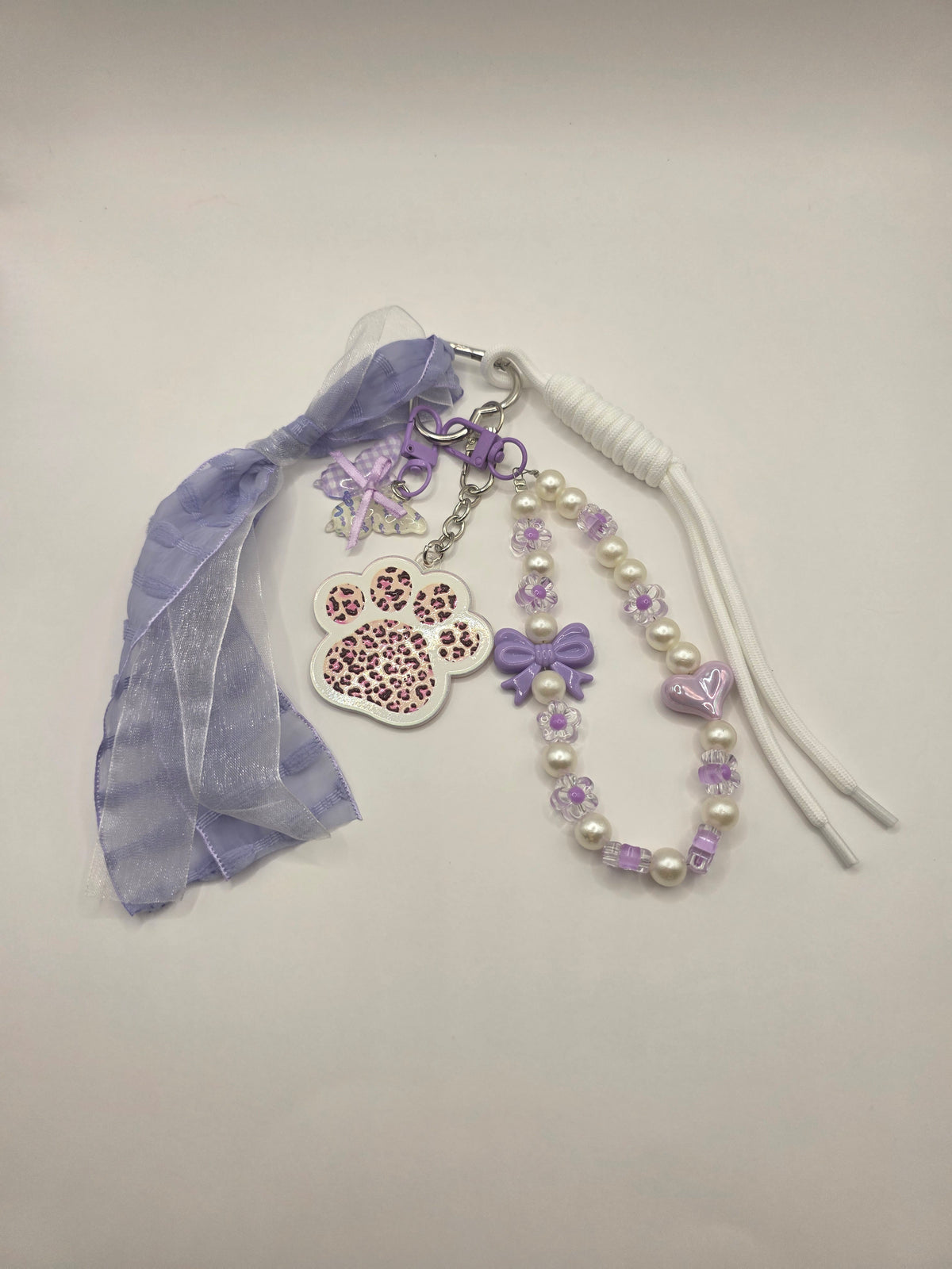 Paarse Bunny Bag Charm – Tassenhanger met Pootje & Parels