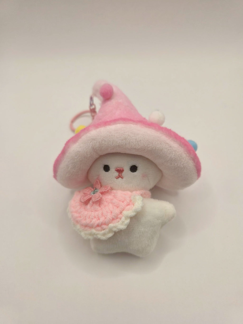Kawaii Pink Mushroom Bunny Bag Charm – Roze Paddenstoel Tassenhanger met Lintjes & Charms